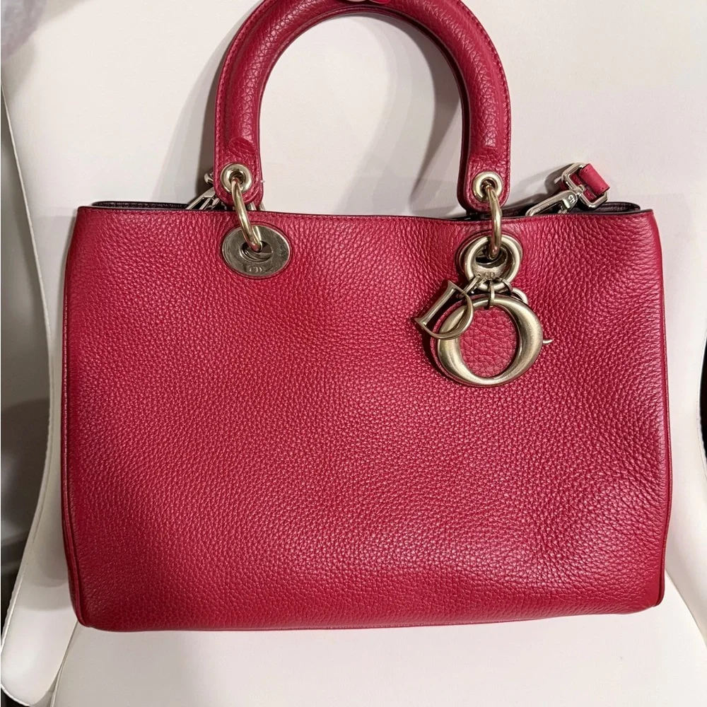 Christian Dior Diorissimo Medium Tote Red Pebbled Leather | Strap + Pouch